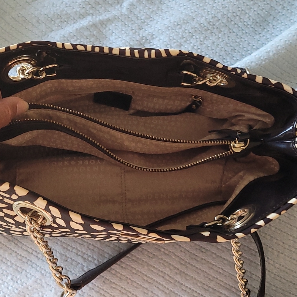 Bag - Picture 2 of 3